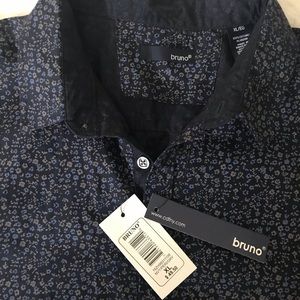 Men’s 100% Cotton Floral Shirt. NWT Bruno XL